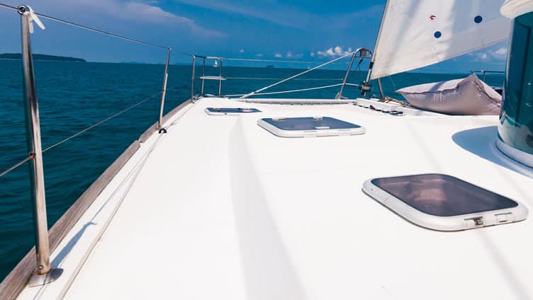 peinture pont de bateau accueil - Radical Pro Tech